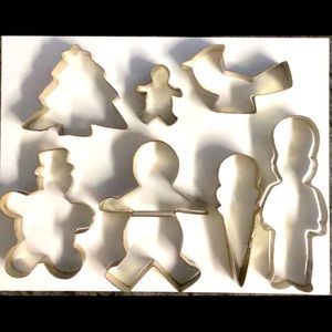 Vintage Cookie Cutter Set 7 pc bakeware